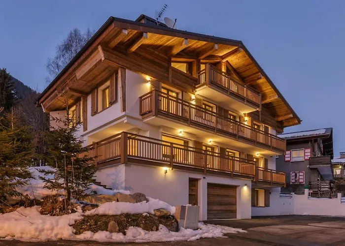 Jacaranda2 Sublime 6pax Vue Mtblanc Parking Chamonix